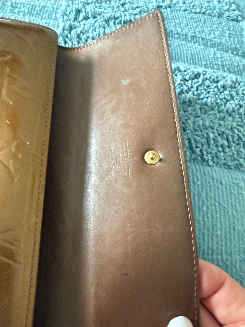 Louis Vuitton Monogram Vernis Brown Patent Snap Wallet - Picture 14 of 15